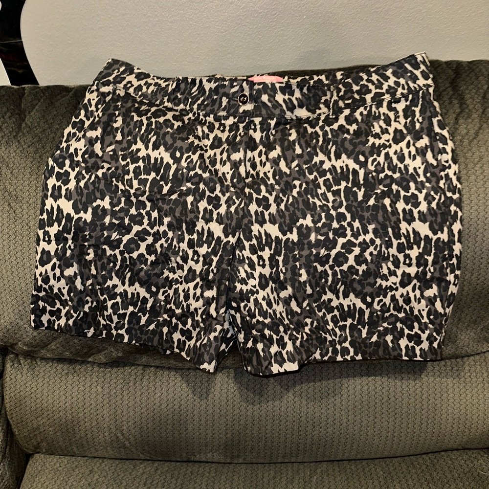 Isaac Mizrahi Black and White Animal Print Shorts